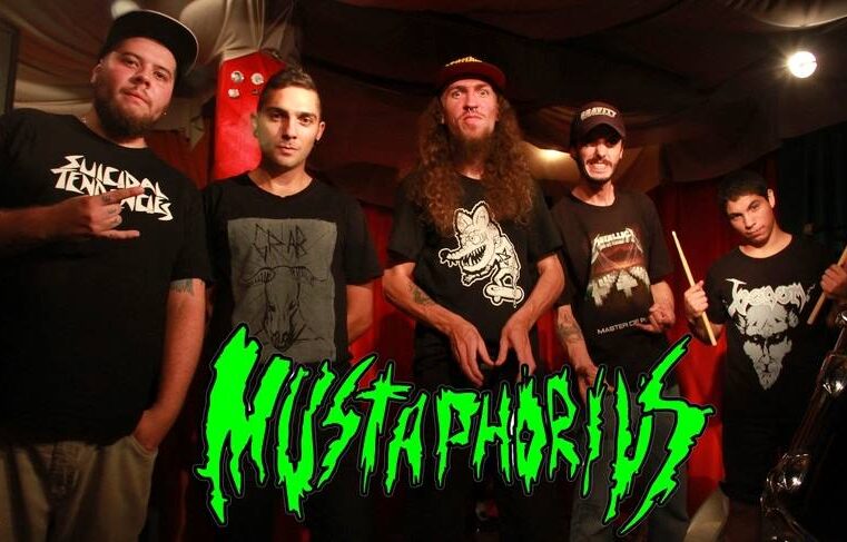 Mustaphorius – Crossover, Bebidas e Mosh!