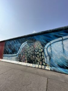 Arte urbana na East Side Gallery, Berlim
