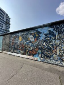 Arte urbana na East Side Gallery, Berlim