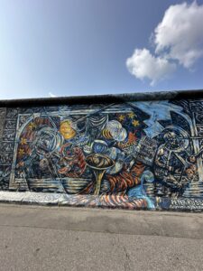 Arte urbana na East Side Gallery, Berlim