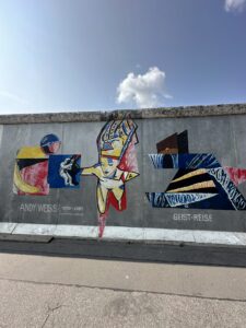 Arte urbana na East Side Gallery, Berlim