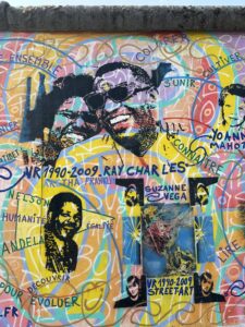 Arte urbana na East Side Gallery, Berlim