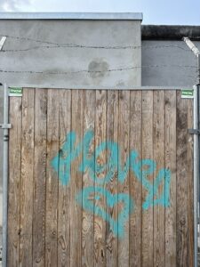 Trecho original do Muro de Berlim preservado